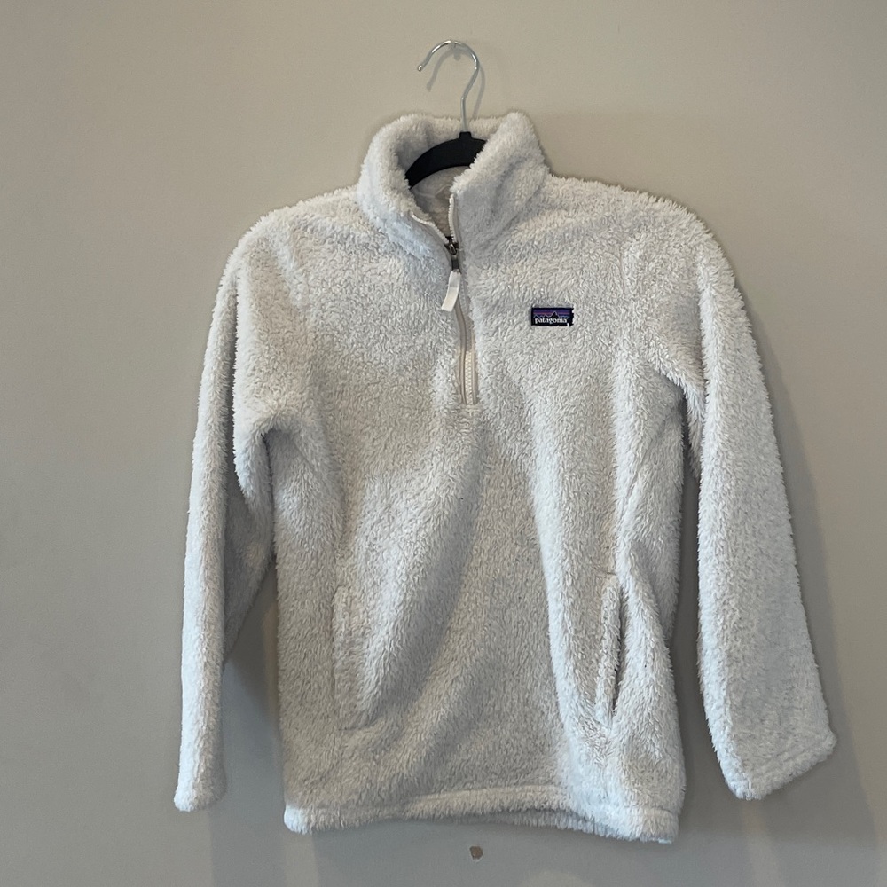 White Patagonia half zip